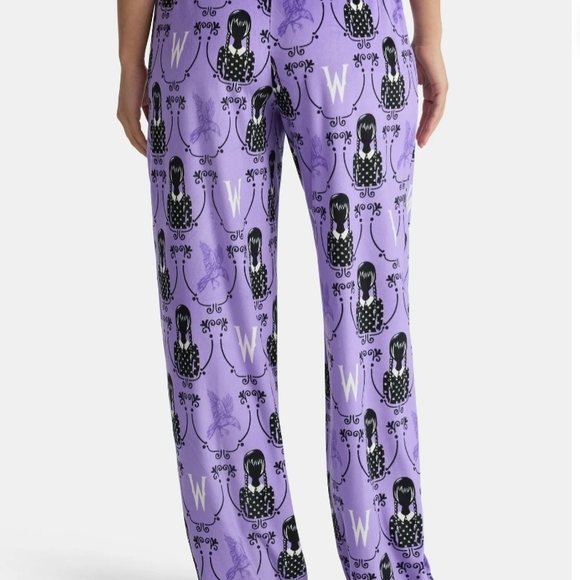 Wonder Woman Lavender Pajama Pants - Picture 3 of 4